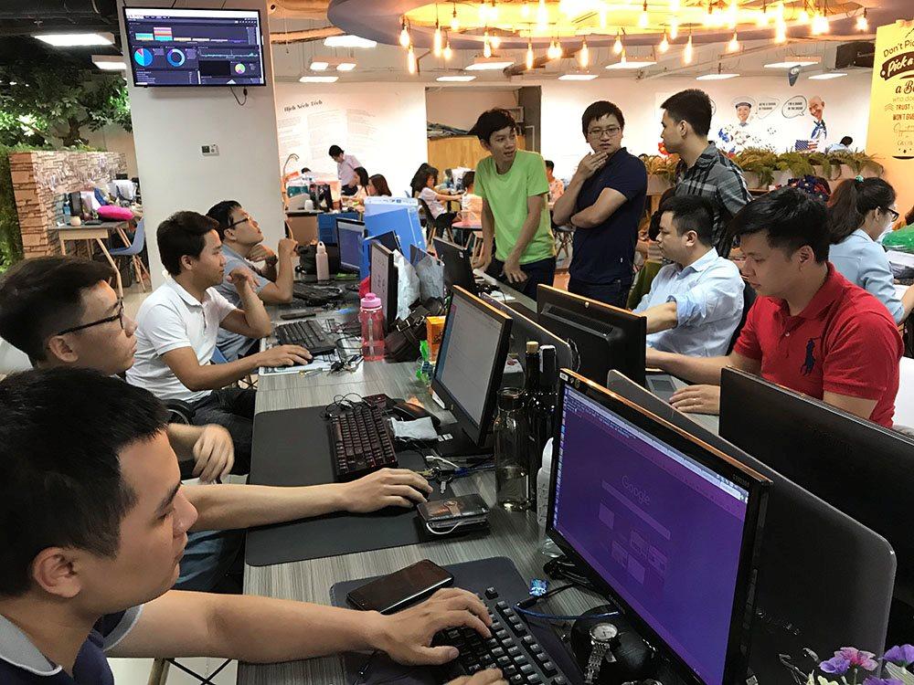 79% doanh nghiệp Việt Nam thiếu hụt nhân sự trong 6 tháng đầu năm nay | VietnamWorks công bố báo cáo thị trường tuyển dụng online nửa đầu năm nay tại Việt Nam | Phối hợp tuyển dụng đa kênh sẽ phổ biến trong nửa cuối năm 2019