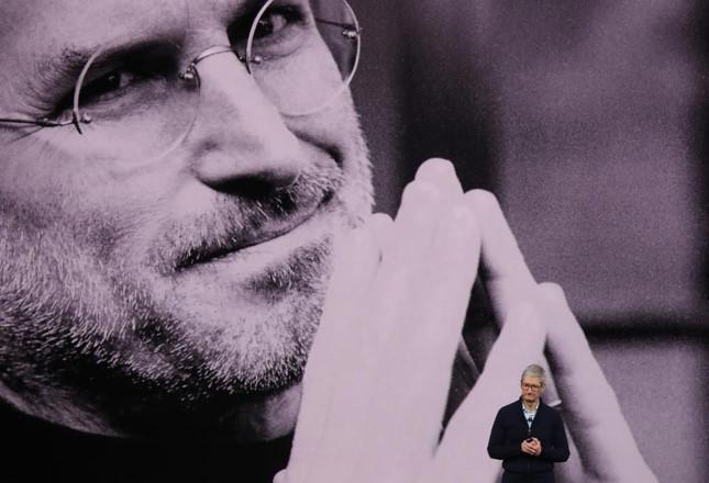 Chỉ một câu hỏi, Steve Jobs đã đưa Apple từ bờ vực phá sản trở thành doanh nghiệp ngàn tỉ đô - ảnh 1