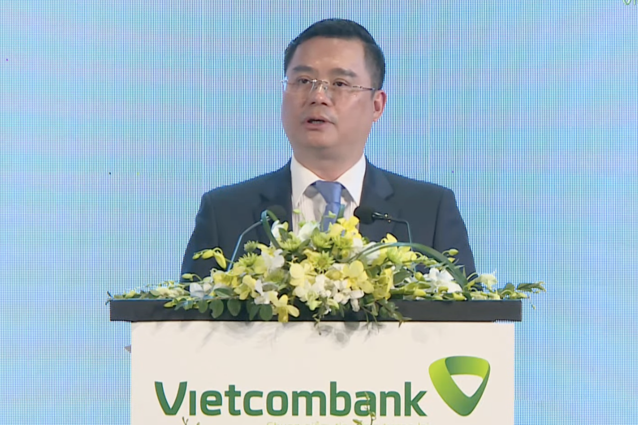 Vietcombank đặt mục tiêu tăng trưởng lợi nhuận 12% năm 2022, đề xuất được tự quyết mức tăng trưởng tín dụng, nới room ngoại lên 35%