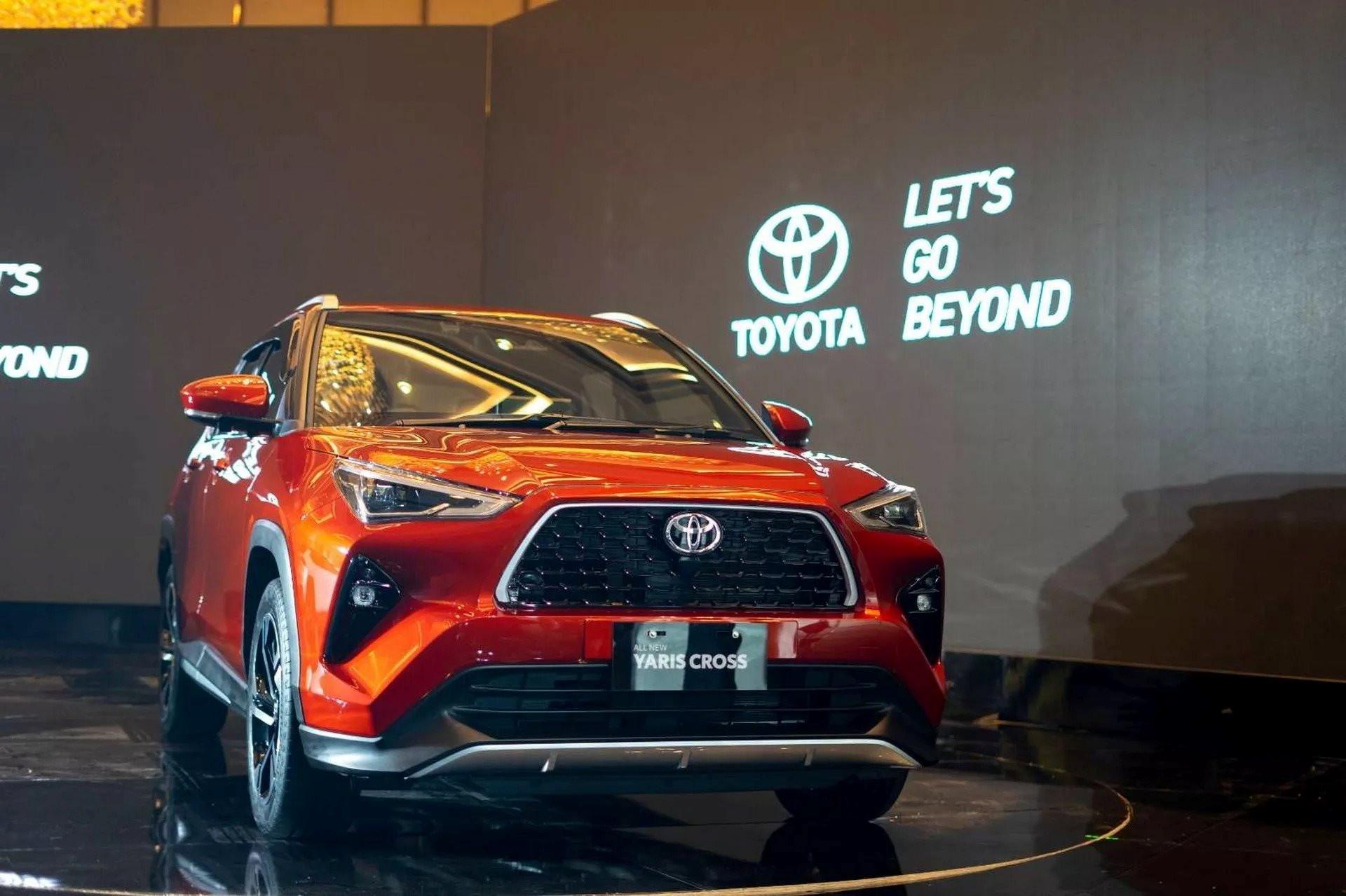 Toyota Yaris Cross chính thức ra mắt tại Đông Nam Á: trang bị 'tận nóc', có cả bản hybrid đấu Kia Seltos, Hyundai Creta - Ảnh 2.